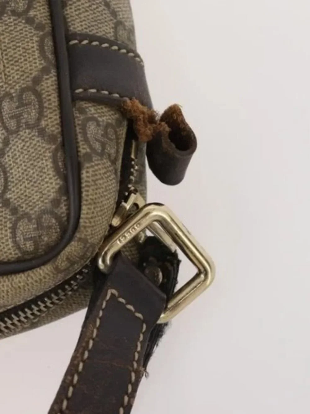 Gucci brand	gucci color	beige